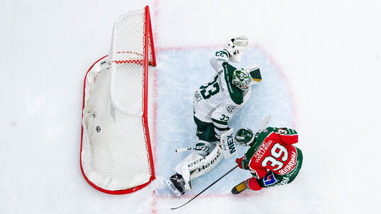 Frölundas Mikael Ruohomaa sätter