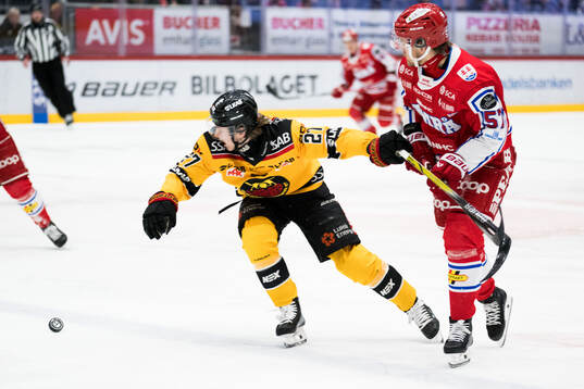 Luleås Oskari Laaksonen och Timrås Anton Wedin