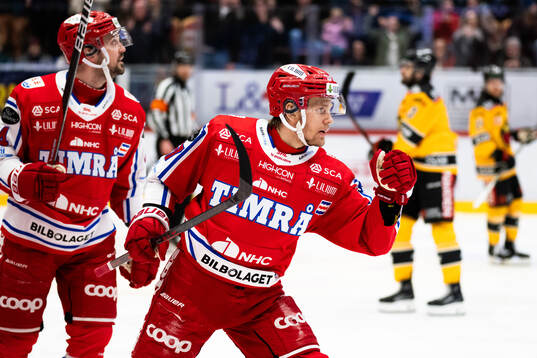 Timrås Anton Wedin jublar