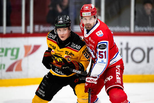 Luleås Erik Gustafsson och Timrås Anton Lander
