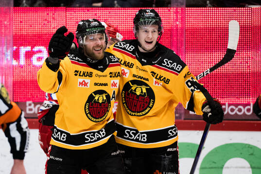 Luleås Linus Omark jublar