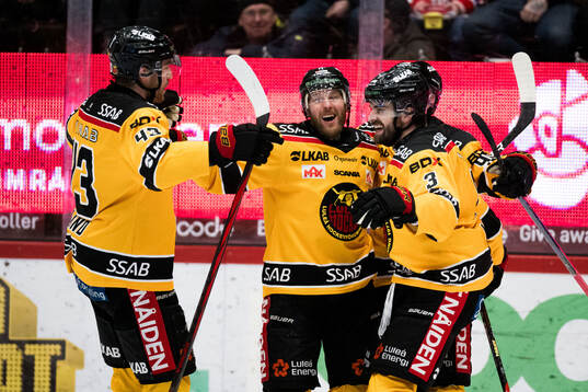 Luleås Linus Omark jublar