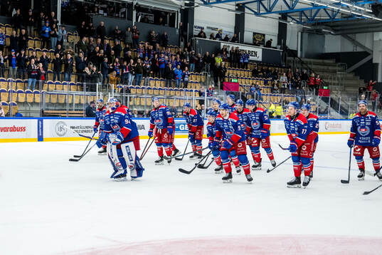 Oskarshamn spelare jublar