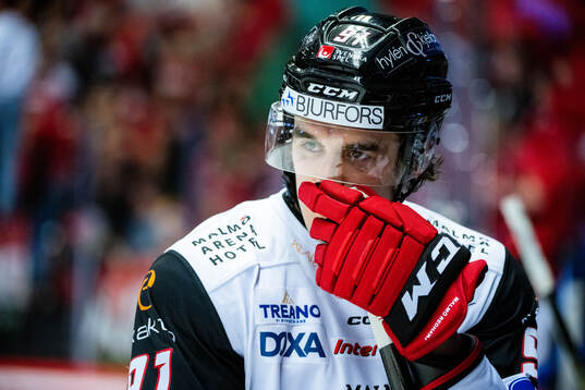 Malmö Redhawks Axel Sundberg deppar