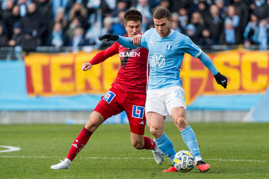 IFK Norrköpings Carl Björk och Malmö FFs Gabriel Dal Toe