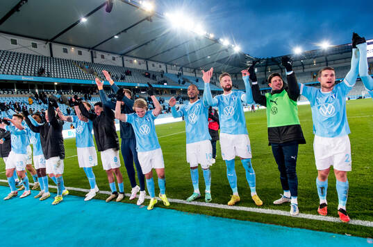 Malmö FFs spelare jublar