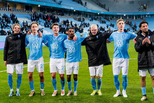 Malmö FFs spelare jublar