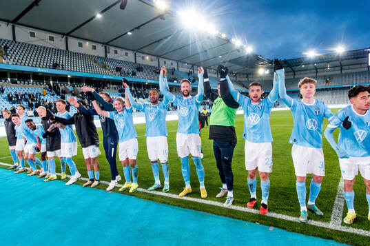 Malmö FFs spelare jublar