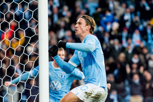 Malmö FFs Erik Botheim jublar