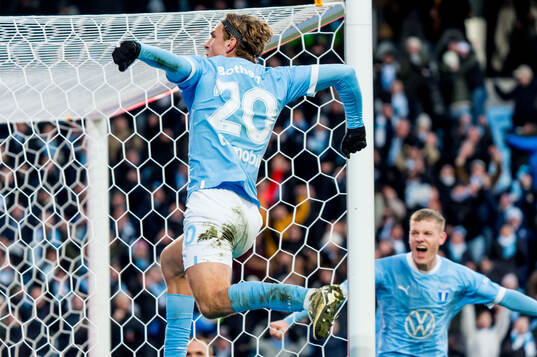 Malmö FFs Erik Botheim jublar