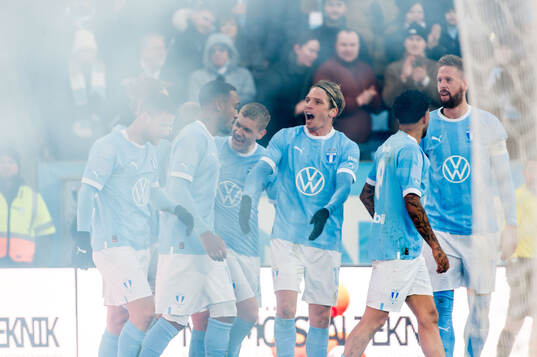 Malmö FFs Erik Botheim jublar