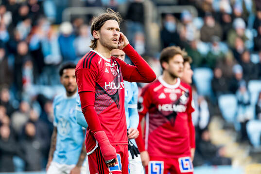 IFK Norrköpings Arnor Traustason deppar