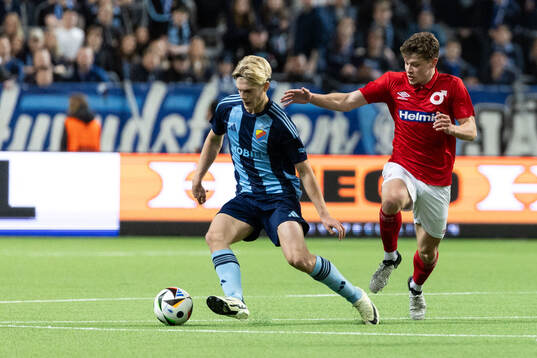 Djurgårdens Lucas Bergvall och Degerfors Gustav Lindgren