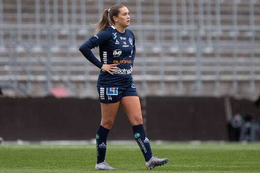 Linköpings Irene Dirdal deppar