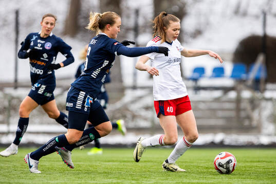 Linköpings Noor Hoelsbrekken Eckhoff och FC Rosengårds