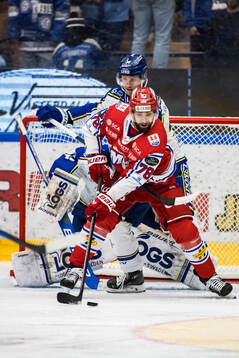 Timrås Robin Hanzl och Leksands Olle Alsing