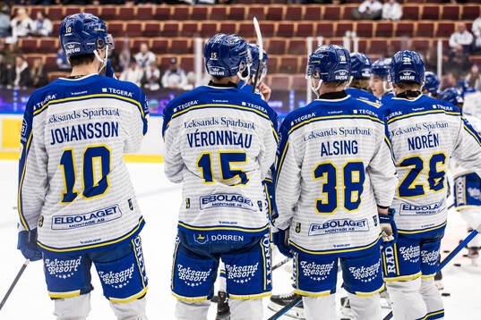 Leksands spelarna innan ishockeymatchen i SHL mellan