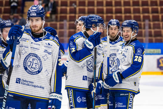 Leksands Lukas Vejdemo och Patrik Norén  jublar