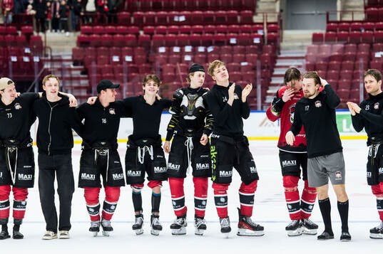 Malmö Redhawks spelare tackar publiken