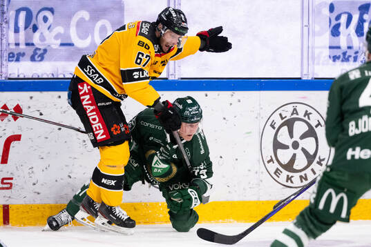 Luleås Linus Omark och Färjestads Patrik Lundh