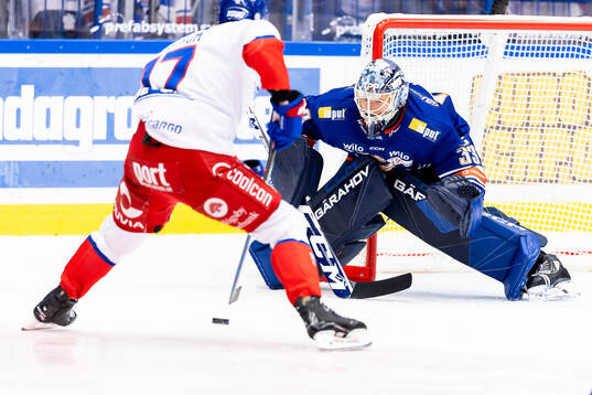 Växjös målvakt Emil Larmi