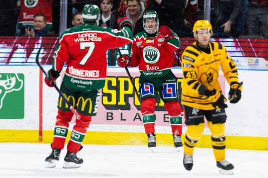 Frölundas Erik Thorell jublar