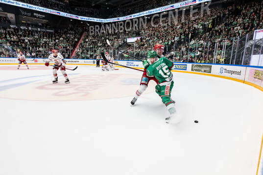 MoDos Oscar Pettersson och Rögles Simon Ryfors