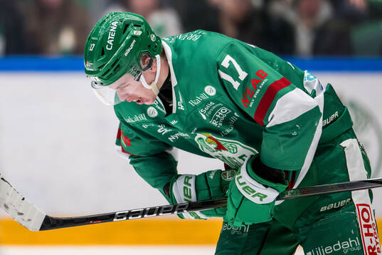 Rögles Simon Zether har ont