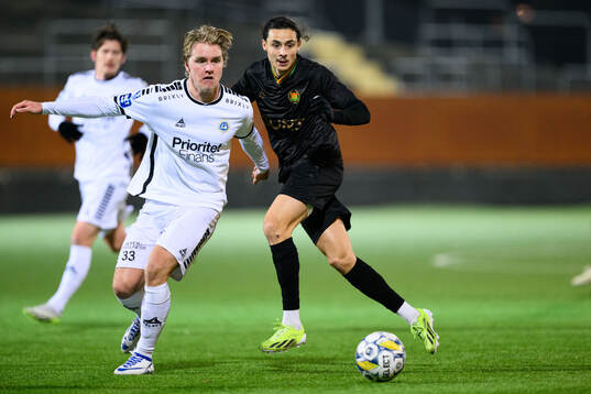 Utsiktens Sebastian Lagerlund och GAISs Amin Boudri