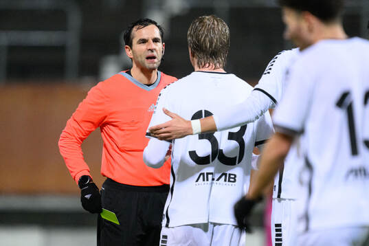 Domare Granit Maqedonci och Utsiktens Sebastian Lagerlund