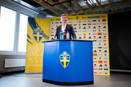 Head coach Jon Dahl Tomasson of the Swedish national
