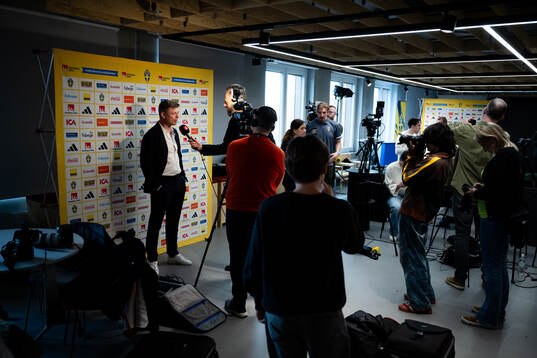 Head coach Jon Dahl Tomasson of the Swedish national