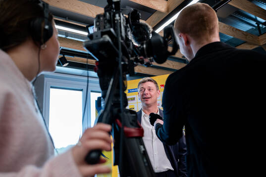 Head coach Jon Dahl Tomasson of the Swedish national