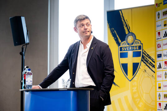 Head coach Jon Dahl Tomasson of the Swedish national