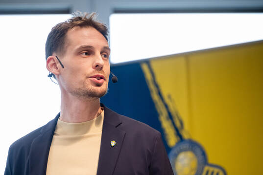 Head coach Daniel Bäckström of the Swedish national u21