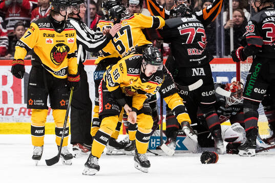 Luleås Pontus Andreasson har ont