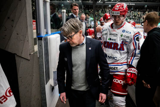 Timrås tränare Anders Karlsson deppar
