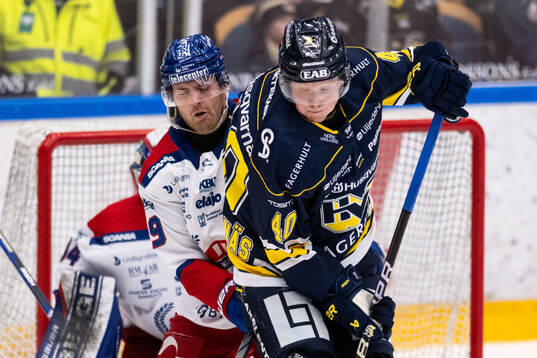 Oskarshamns Anton Mylläri och HV71s Oskar Stål-Lyrenäs