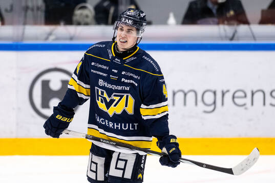 HV71s Hugo Fransson deppar