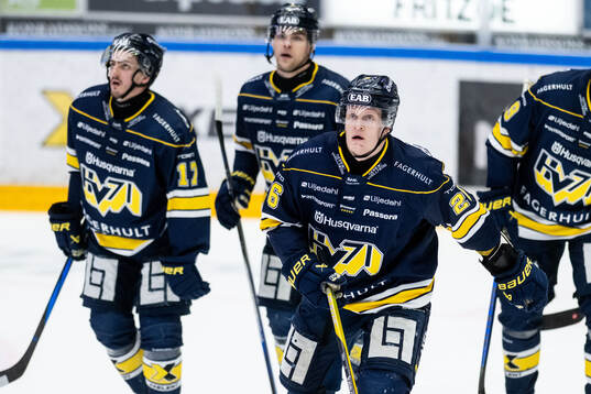 HV71s Tommi Tikka jublar