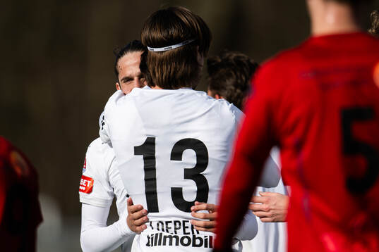 Helsingborgs Ervin Gigovic och Wilhelm Loeper jublar
