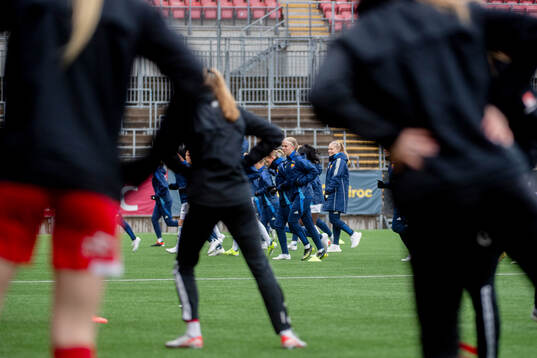Djurgården värmer upp
