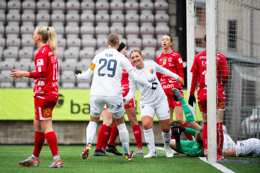 Djurgårdens Olivia Ländin Sjöblom jublar