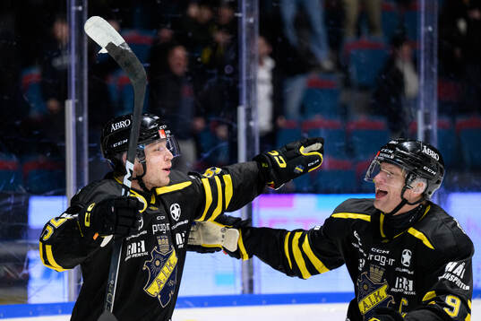 Bläddra bland fler bilder av Ishockey, Hockeyallsvenskan, Kvartsfinal 1, AIK - Mora