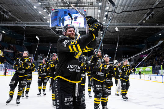 AIKs Hampus Falk jublar