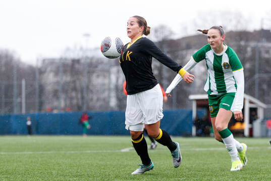 AIKs Felicia Saving och Hammarbys Vilde Hasund