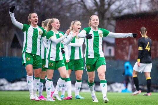 Hammarbys Julie Blakstad jublar
