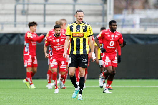 BK Häckens Amor Layouni deppar