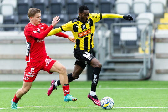 Elfsborgs Gottfrid Rapp och Häckens Blair Sebastian Turgott