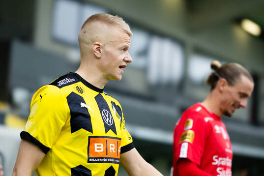 Häckens Axel Lindahl innan träningsmatchen i fotboll